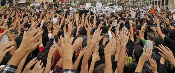 Dižemo ruke i glas protiv prekarnosti!